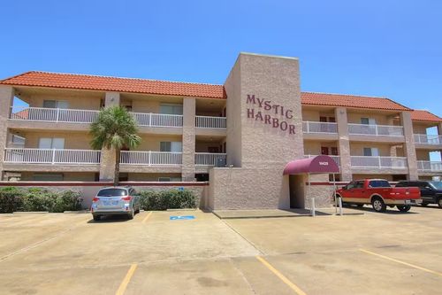 unit-104-14428 Compass St, Corpus Christi, TX, 78418-6083 | Card Image