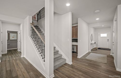 850 Kuss Dr, Saline, MI, 48176-2806 | Card Image