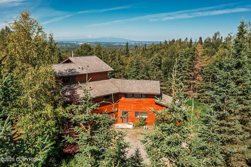 6815 Double Tree Ct, Anchorage, AK, 99507-7043 | Card Image