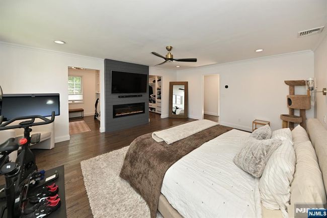 254 University Way, House other with 5 bedrooms, 5 bathrooms and null parking in Paramus NJ | Image 28
