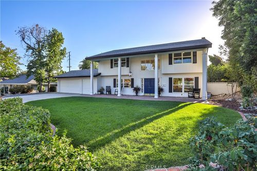 2117 Oxford Ave, Claremont, CA, 91711-1631 | Card Image