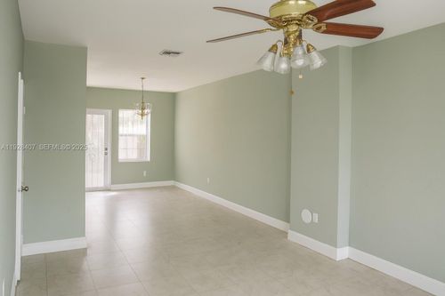 457-457 Nw 84th St, Miami, FL, 33150-2685 | Card Image