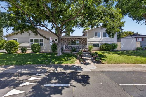 5542 Fleetwood Dr, Citrus Heights, CA, 95621-7314 | Card Image