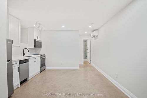 5-2563 Dundas St W, Toronto, ON, M6P1X6 | Card Image
