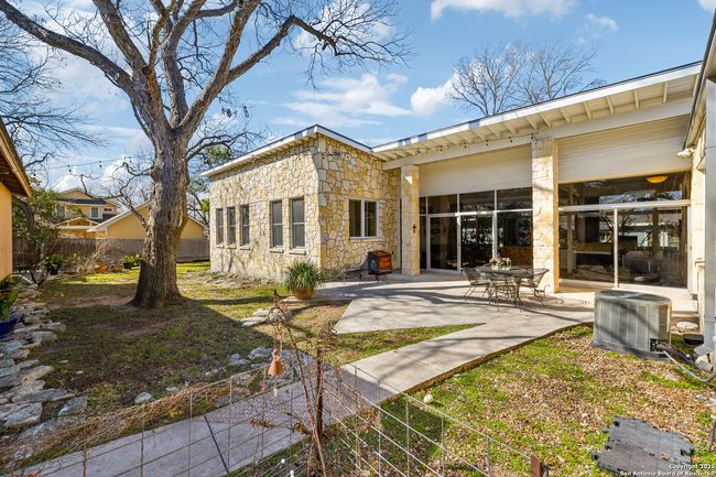 124 Castano Ave, House other with 3 bedrooms, 3 bathrooms and null parking in Alamo Heights TX | Image 21