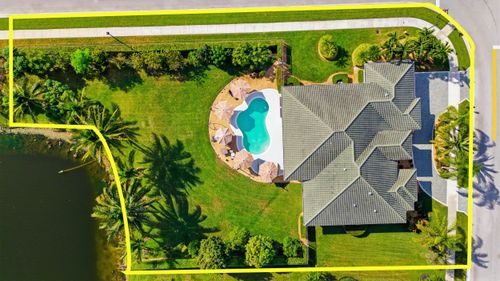 15182 Sw 35th St, Davie, FL, 33331-2728 | Card Image