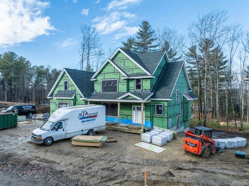 8 Deadreckoning Pt, Laconia, NH, 03246-1840 | Card Image