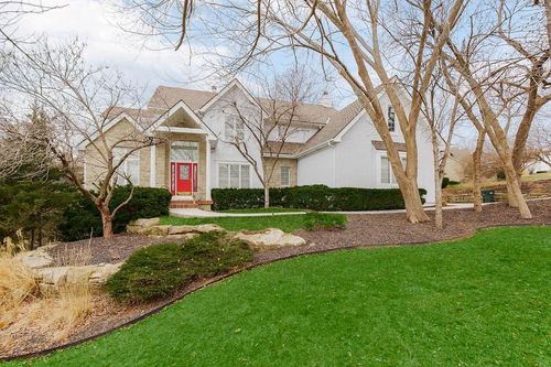26266 W 110th Ter, Olathe, KS, 66061-8411 | Card Image