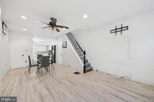 2609 S Hicks St, PHILADELPHIA, PA, 19145-4621 | Card Image