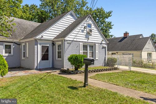 6909 Standish Dr, HYATTSVILLE, MD, 20784-2537 | Card Image