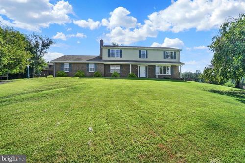 1631 Detwiler Ct, YORK, PA, 17403-4621 | Card Image