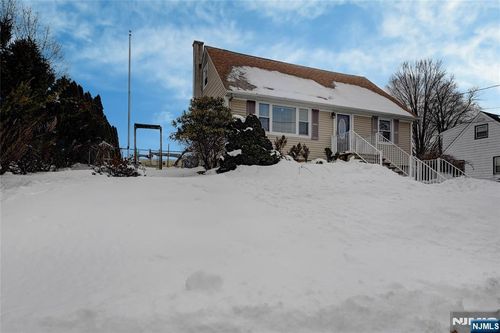 19 Ogden Ter, Butler, NJ, 07405-1131 | Card Image