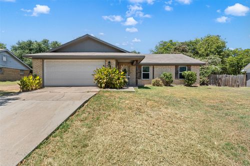 705 Rosedale Dr, Hewitt, TX, 76643-4006 | Card Image