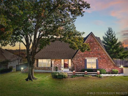 6279 Hudson Ave, Tulsa, OK, 74136-2023 | Card Image