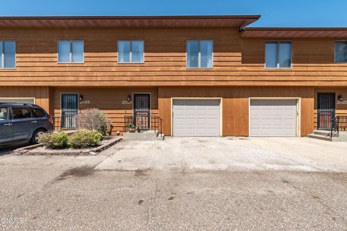 2021 N 19th St, Bismarck, ND, 58501-2132 | Card Image