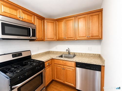 b5-1168 Main Street, Stratford, CT, 06615 | Card Image