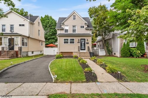 6 Enfield Ave, Montclair, NJ, 07042-3116 | Card Image