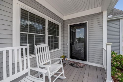 12 Dunstable Cir, Merrimack, NH, 03054-4901 | Card Image