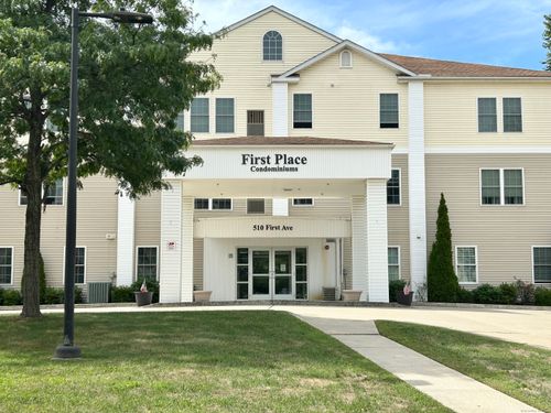 unit-106-510 1st Ave, West Haven, CT, 06516-3885 | Card Image