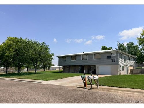 166 3rd Ave, Deer Trail, CO, 80105-8057 | Card Image