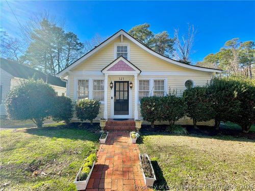 121 Hinsdale Ave, Fayetteville, NC, 28305-5364 | Card Image