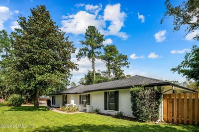 2920 Dupont Avenue, House other with 4 bedrooms, 2 bathrooms and null parking in Jacksonville FL | Image 2