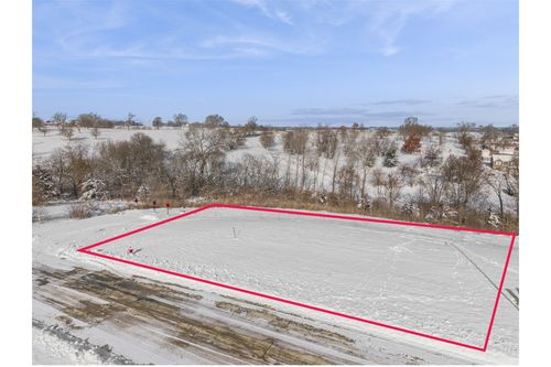 320 Hudson Avenue, Van Meter, IA, 50261 | Card Image