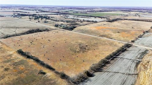 00000 2300 Rd, Chanute, KS, 66720 | Card Image