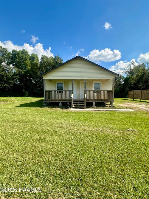 1033 Erika Ln, Breaux Bridge, LA, 70517-6424 | Card Image