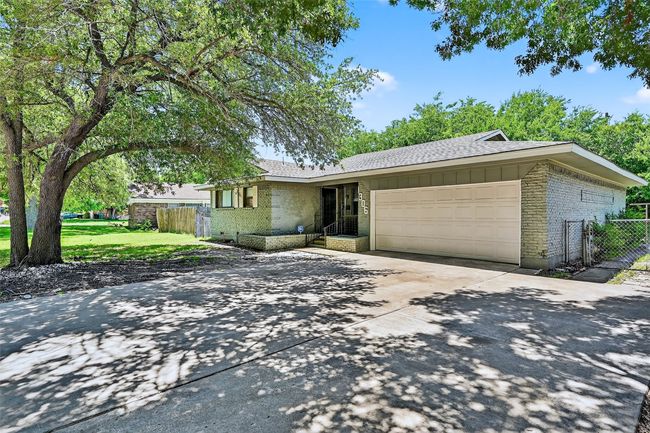 1306 Blanton Pl, House other with 3 bedrooms, 2 bathrooms and null parking in Sherman TX | Image 4