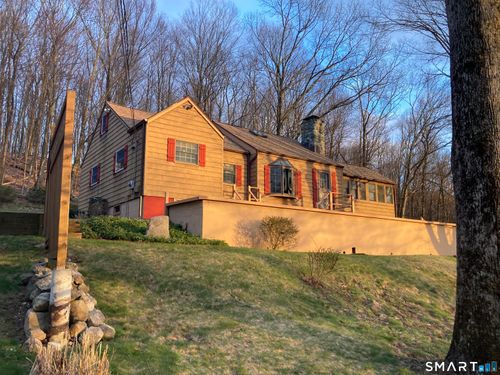 98 Miry Brook Rd, Danbury, CT, 06810-7403 | Card Image