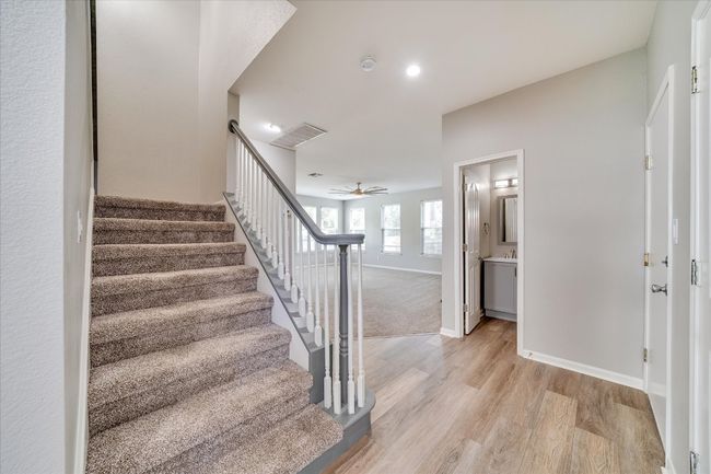 102 Parque Cv, House other with 4 bedrooms, 3 bathrooms and 2 parking in Georgetown TX | Image 6