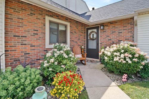 2111 Tupelo Ln, Chesterton, IN, 46304-3032 | Card Image
