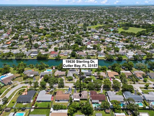 19630 Sterling Dr, Cutler Bay, FL, 33157-8556 | Card Image