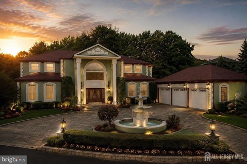 20 Joseph Ct, Monmouth Junction, NJ, 08852-2506 | Card Image