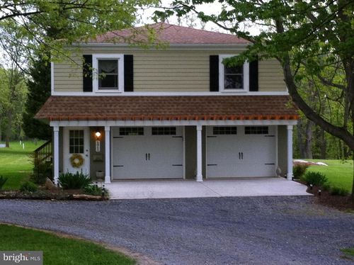 6860 Engle Molers Rd, SHEPHERDSTOWN, WV, 25443-5017 | Card Image