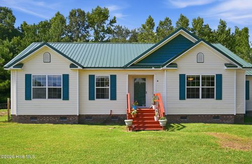 111 Bradham Dr, Beulaville, NC, 28518-6944 | Card Image