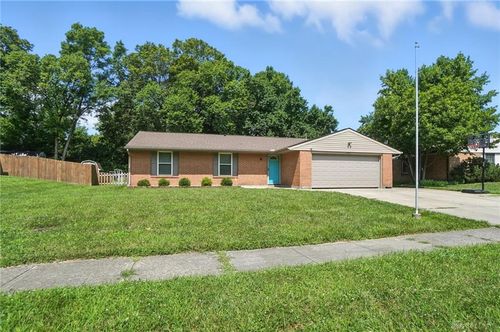 7201 Rustic Woods Dr, Dayton, OH, 45424-2415 | Card Image