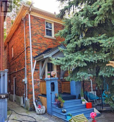 719 Kingston Rd, House other with 4 bedrooms, 2 bathrooms and 2 parking in Toronto ON | Image 2