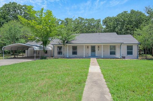 213 N Oaks Dr, Grand Saline, TX, 75140-1303 | Card Image