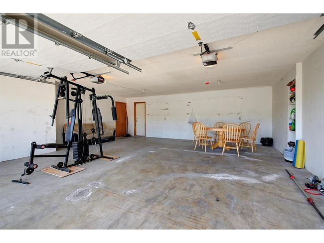 215 Arab Rd, House other with 8 bedrooms, 6 bathrooms and 5 parking in Kelowna BC | Image 30