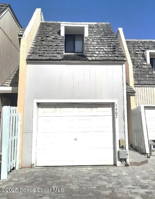 1407 Atlantic St, MELBOURNE BEACH, FL, 32951-2324 | Card Image