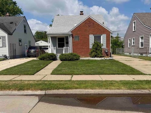 22829 Normandy Ave, Eastpointe, MI, 48021-1876 | Card Image