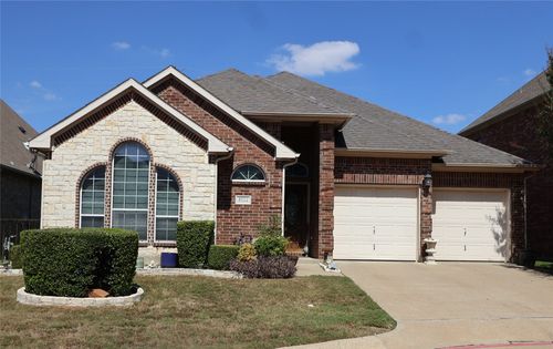 1822 Masters Dr, Desoto, TX, 75115-2137 | Card Image