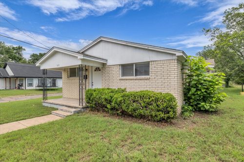 523 Hatton St, Waco, TX, 76704-2403 | Card Image