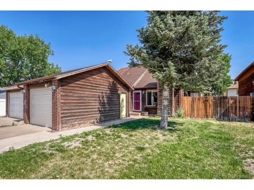 19073 E 16th Ave, Aurora, CO, 80011-5276 | Card Image