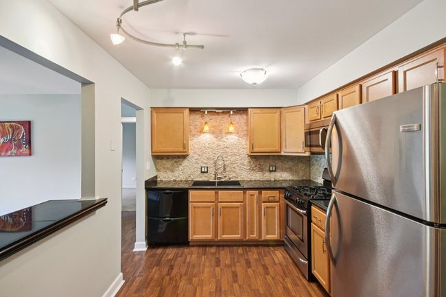 APT-1B - 493 Mchenry Rd, Condo with 1 bedrooms, 1 bathrooms and 2 parking in Wheeling IL | Image 9