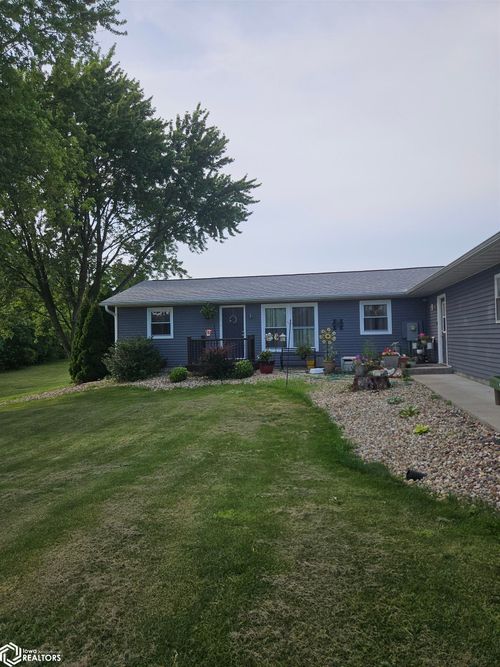1025 Wabash Ave, Carthage, IL, 62321-1501 | Card Image