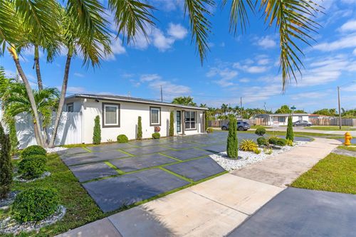 5100 Sw 116th Ave, Miami, FL, 33165-6030 | Card Image