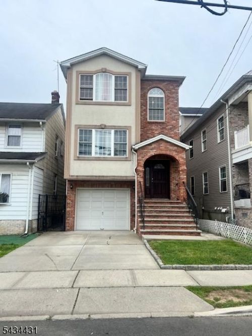 846 Garden St, Elizabeth, NJ, 07202-3883 | Card Image
